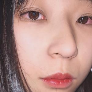 夏思凝的胸罩颜色和年龄
